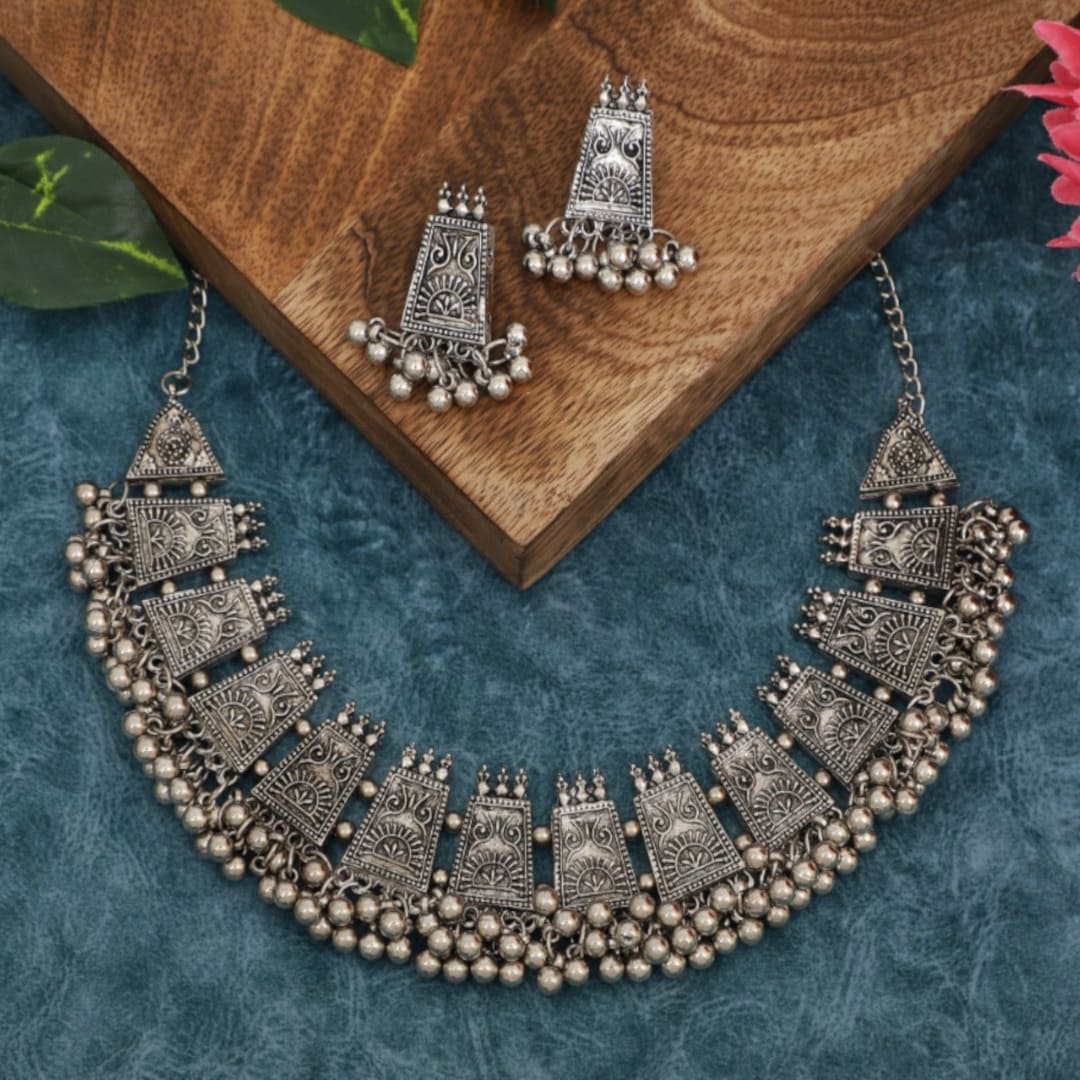 Choker Necklaces