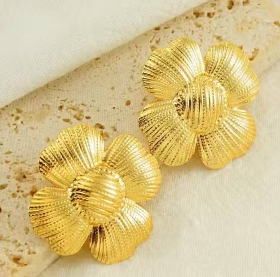 Textured Gold Floral Stud Earrings – Vintage-Inspired Petal Design