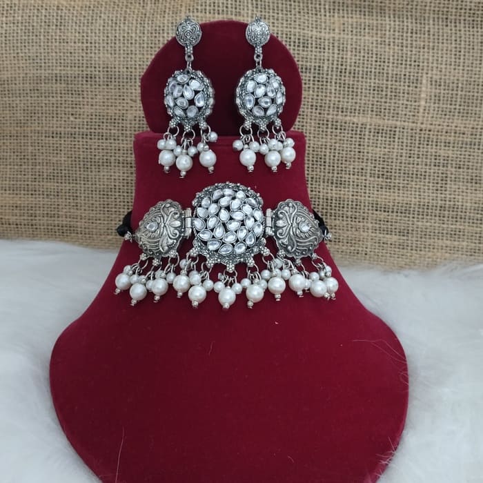 Hansika Necklace