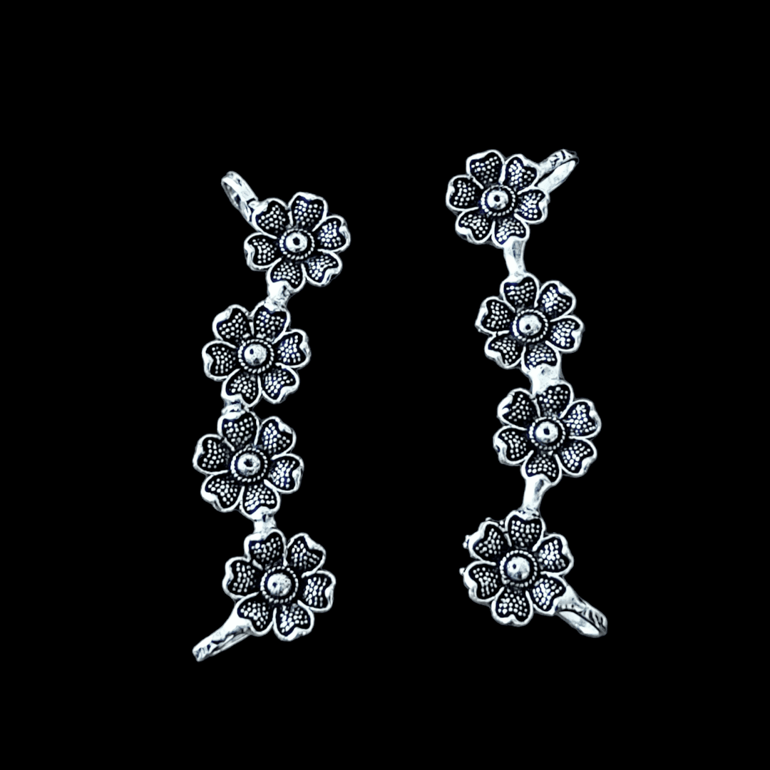 Nic Earcuffs