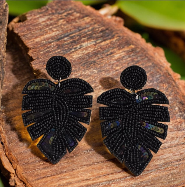Aaradhya Leaf Earrings