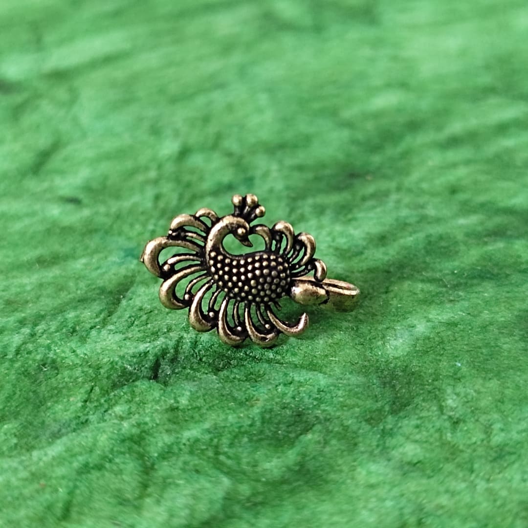 Peacock Diamond Look Pressable Nose Ring – Sanvi Jewels
